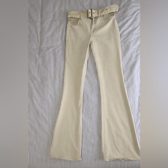 PrettyLittleThing Cream Set - Picture 2 of 3